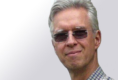 Howard Simmins